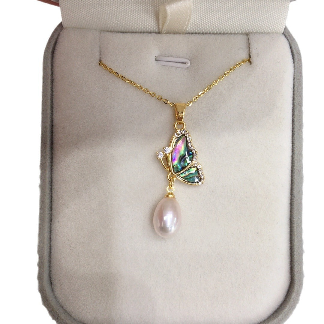 Luxury Butterfly Pearl Pendant Necklace