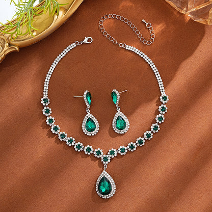 Emerald Radiance Luxury Necklace & Earring Set