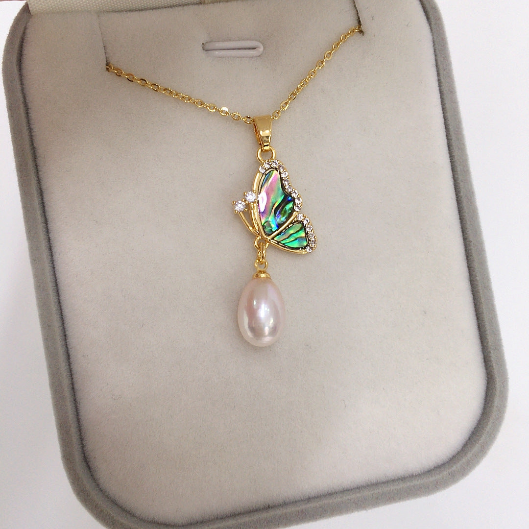 Luxury Butterfly Pearl Pendant Necklace