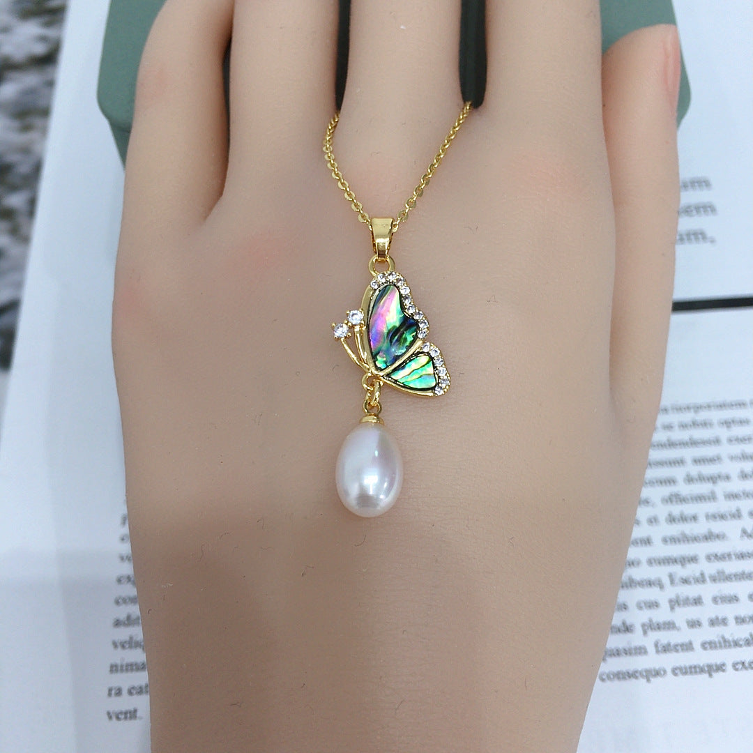 Luxury Butterfly Pearl Pendant Necklace
