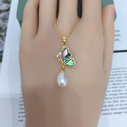 Luxury Butterfly Pearl Pendant Necklace